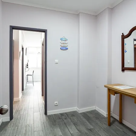 Caparica Urban Retreat Near And Park 아파트 *