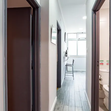Caparica Urban Retreat Near And Park * 阿尔马达