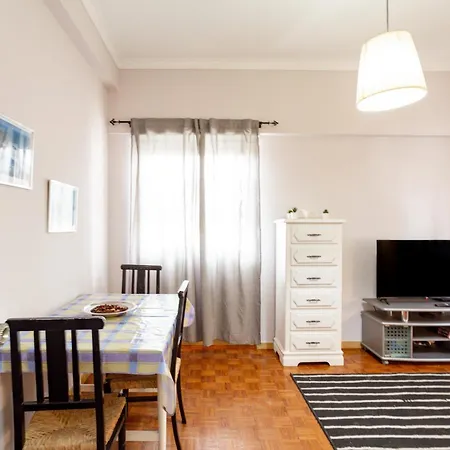 公寓 Caparica Urban Retreat Near And Park 阿尔马达