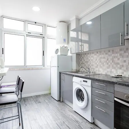 Caparica Urban Retreat Near And Park 阿尔马达